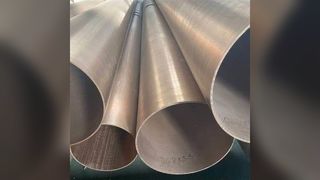 Resistência superior à corrosão da água do mar de tubos de cobre-níquel para sistemas marítimos